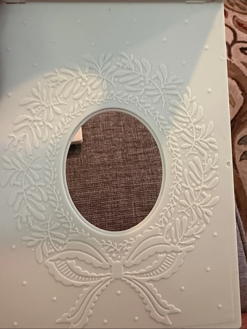 Oval holiday and all occasion Griffin embossing folders